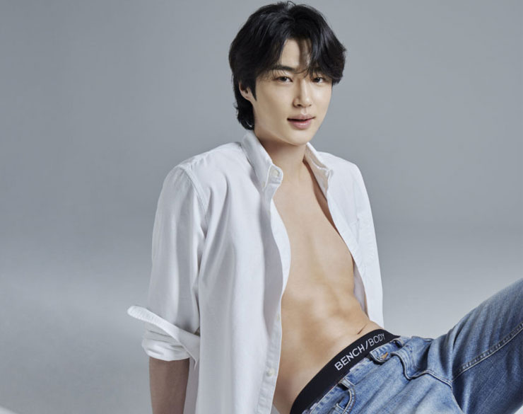 Korean Star Byeon Woo Seok Is Now A Globalbenchsetter Garage